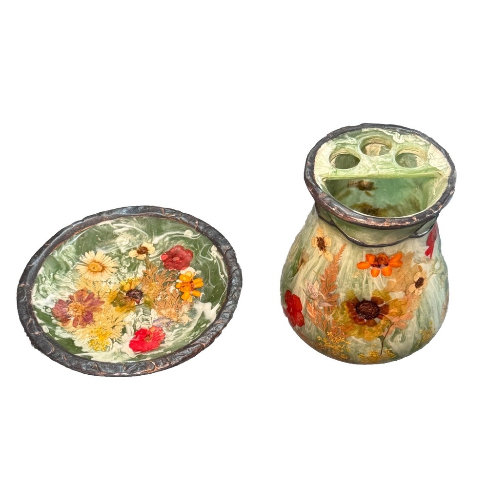 VTG‎ MCM Lucite Marbled Green 60s Pressed Flowers ToothbrushSoap Trinket Vanity